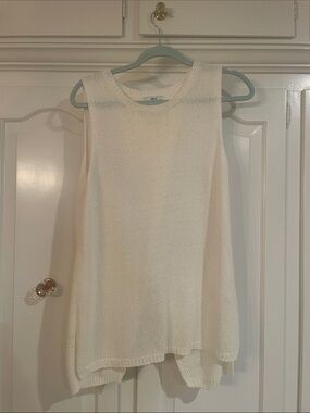 Bar III Cream Sleeveless Knit Tank